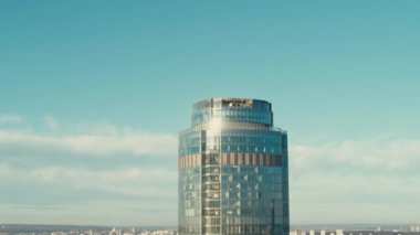 Modern şehir merkezinin havadan görünüşü