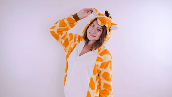 Pijamas Forma Girafa Retrato Emocional Estudante — Fotografia de Stock