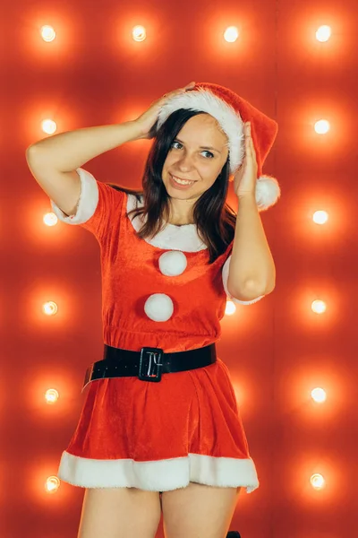 Fête Fête Noël Nouvel Belle Fille Portant Chapeau Rouge Père — Photo