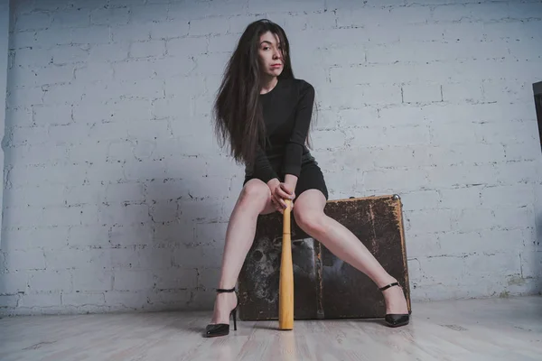 Girl Posing Brick Wall Baseball Bat His Hands Concept Bully — Stock Photo, Image