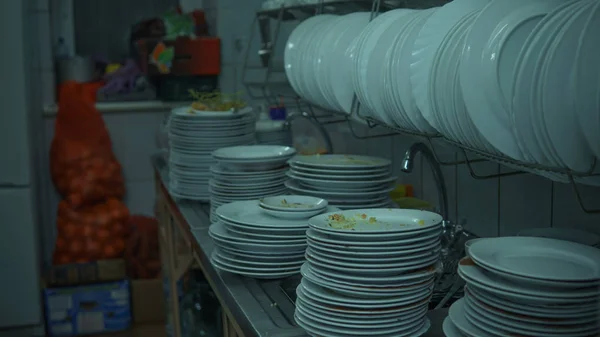 Много Грязной Посуды После Кооператива Банкетов Концепция Грязной Кухни Ресторане — стоковое фото