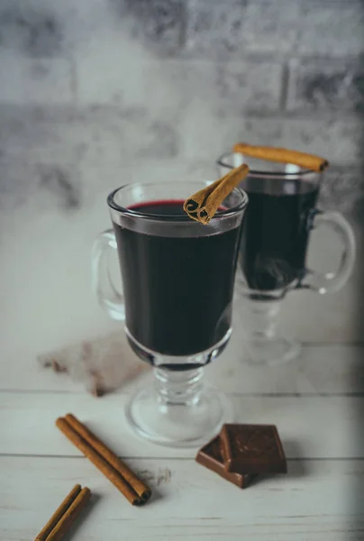 Vino Brulé Caldo Con Cannella — Foto Stock