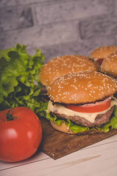 Hamburgery Nebo Sendviče Populární Fast Food Pro Brunch Nebo Oběd — Stock fotografie