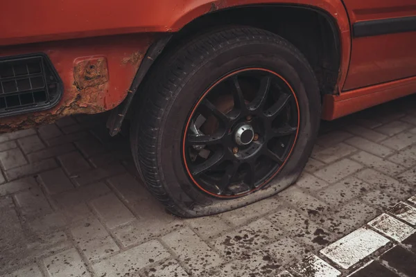 Carro Danificado Velho Depois Acidente — Fotografia de Stock