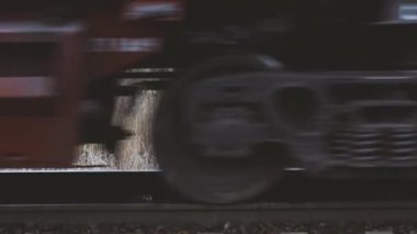 Yük trenli kargo treni platformu 