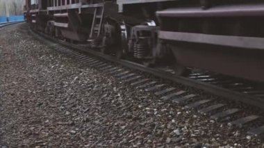 Yük trenli kargo treni platformu 