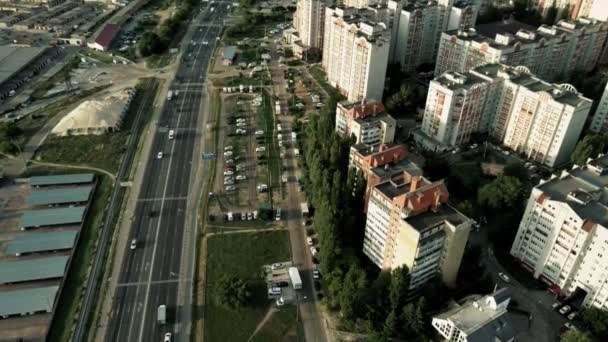 Panele budynków w Rosji, domy sowieckiej architektury. Architektura miejska — Wideo stockowe