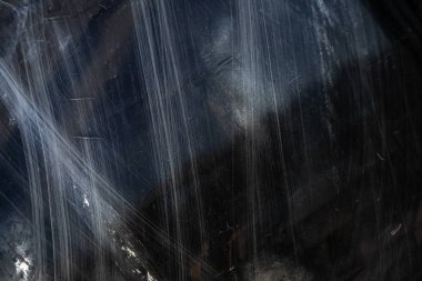 Siyah beyaz arka plan. Soyut tek renkli görüntü koyu tonları soluk bir efekt içerir. Görüntüye bindirme için doku