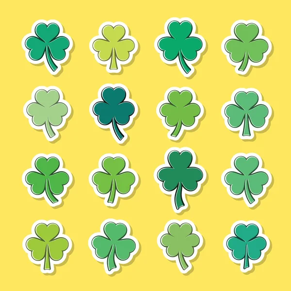 Vector groene klaver bladeren stickers set geïsoleerde — Stockvector