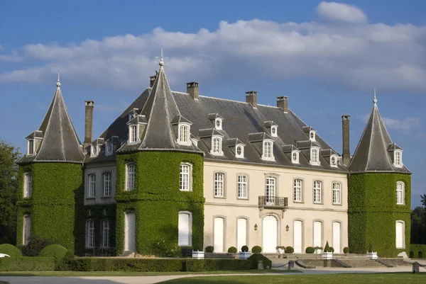 Замок Hulpe Solvay Бельгия Летом — стоковое фото