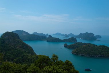 Güzel denizde angthong Adaları Suratthani, Tayland.