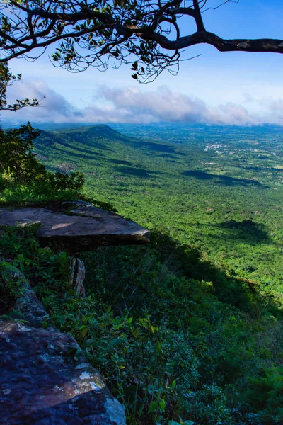 Bakış dağlar ve kasaba Chaiyaphum, Pha Hum Hod Chaiyaphum, Tayland.