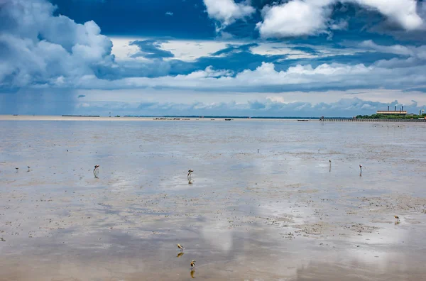 Gökyüzü Bang Denizde Samut Prakan Göster — Stok fotoğraf