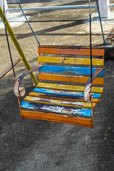 Çocuk Parkı için salıncak sandalye.