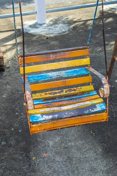 Çocuk Parkı için salıncak sandalye.