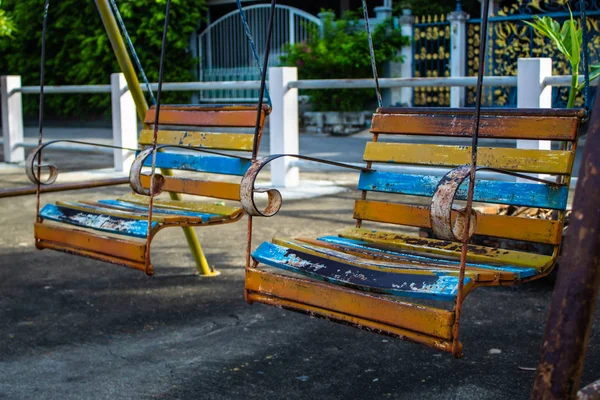 Cadeiras Balanço Para Crianças Parque — Fotografia de Stock