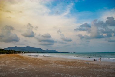 Plajda akşam ışığı. Murat bozoğlu.