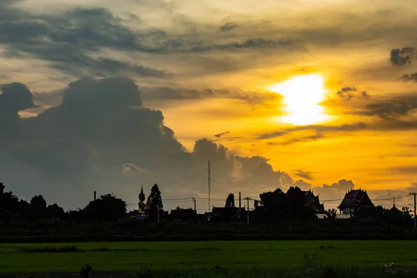 Coucher Soleil Derrière Wat Lad Pha Dook Temple — Photo