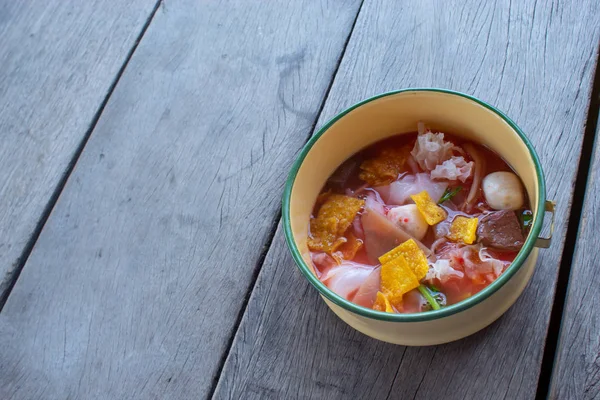 Şehriye Yentafo, Pinto koymak