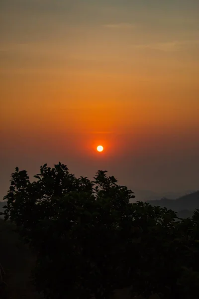 Belleza Del Sol Las Colinas Nern Chang Suek Kanchanaburi Tailandia —  Fotos de Stock