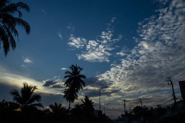 Ne zaman yeni bir gün sabah ışık geliyor
