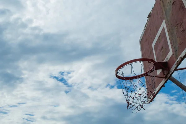 Kırık Basketbol Çember Onarım Çalışmaları Geçici Olarak — Stok fotoğraf