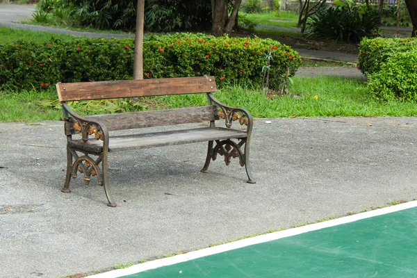 Cadeiras Madeira Velhas Parque Tailândia — Fotografia de Stock