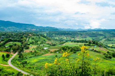 Bakış dağlar ve kasaba Phetchabun Khao Takhian STK, Tayland: Phetchabun.