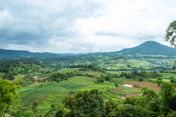 Bakış dağlar ve kasaba Phetchabun Khao Takhian STK, Tayland: Phetchabun.