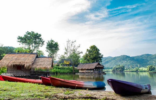 Wooden Raft Kayak Water Reservoirs Mountain Views — Stock Photo, Image