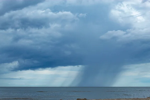 Regen Die Valt Zee — Stockfoto