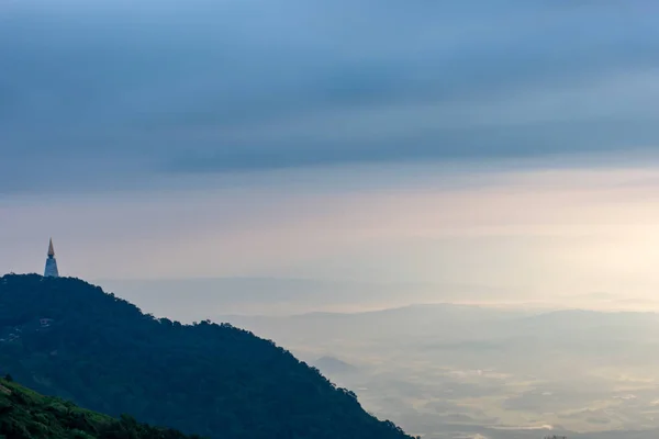 Belleza Del Cielo Cuando Luz Golpea Las Nubes Montaña — Foto de Stock