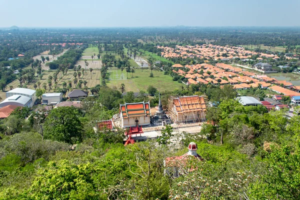 Khao Bandaieat Tempel Phetchaburi Onder Reparatie Achtergrond Velden Dorpen — Stockfoto