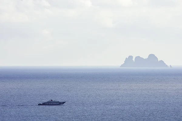 Feribot deniz ve Koh Ngam Chumphon adlı yolcu taşımacılığı — Stok fotoğraf