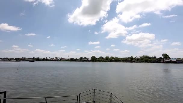 Água Rio Chao Phraya Nuvens Céu Movendo Lentamente — Vídeo de Stock