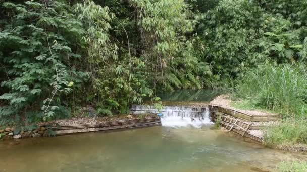 Wasserfall Aus Den Bergen Jokkradin Wasserfall Thong Pha Phum Nationalpark — Stockvideo