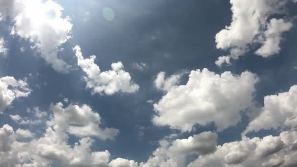 Κίνηση Του Χρόνου Σύννεφα Κινούνται Γρήγορα Στον Ουρανό Μέρα Φωτεινά — Αρχείο Βίντεο