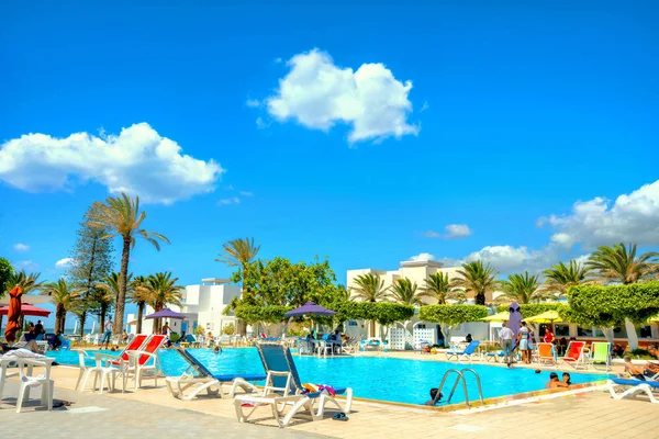 Nabeul Túnez Julio 2017 Patio Con Piscina Del Hotel Resort —  Fotos de Stock