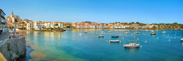 Panoramic View Cadaques Town Mediterranean Seaside Costa Brava Catalonia Spain — Stock Photo, Image