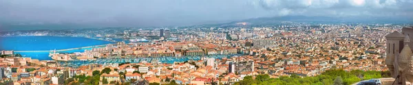 マルセイユ市と旧港の広いパノラマ風景 フランス — ストック写真