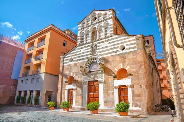 Kostel San Giusto. Lucca, Toskánsko, Itálie — Stock fotografie