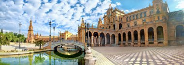  İspanyol Meydanı (Plaza de Espana). Seville, İspanya