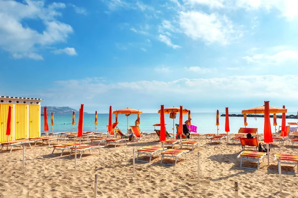 Beach in resort city San Remo. Italy, Liguria — Stock Photo, Image