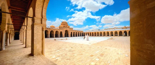 La Grande Moschea di Kairouan. Tunisia, Nord Africa — Foto Stock