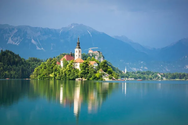 Eglise Sur Île Sur Lac Bled Par Beau Temps Slovénie — Photo