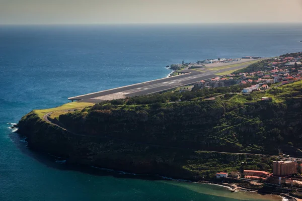 Aeropuerto Santa Cruz Isla Madeira Portugal — Foto de Stock