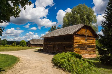 Janowiec Kazimierz Dolny, Lubelskie, Polonya yakınındaki eski ahşap evde