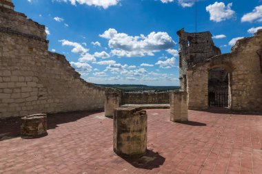 Janowiec yakın Kazimierz Dolny, Lubelskie, Polonya Rönesans kale
