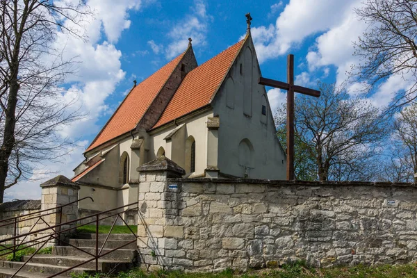 Chotel Czerwony Swietokrzyskie 波兰的教堂 — 图库照片