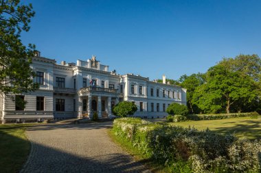 Lubomirski prensler ve Szymanow, pl, Polonya manastırda Sarayı